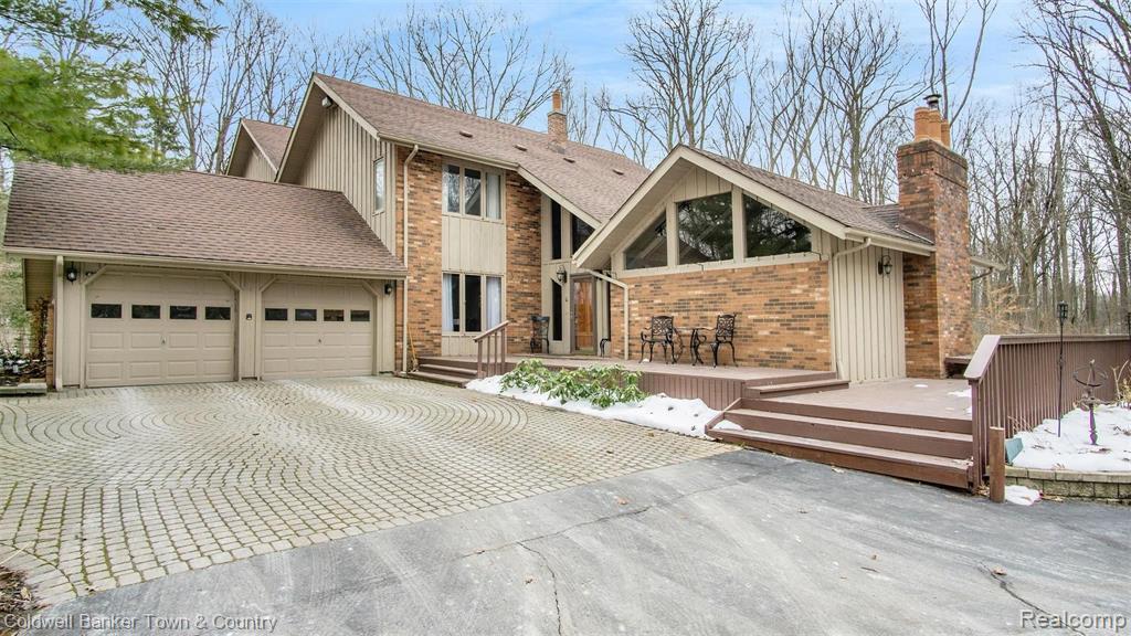 5186 Golf Club Road Howell, MI 48843 - Photo 27 of 30 Gallery Image 27