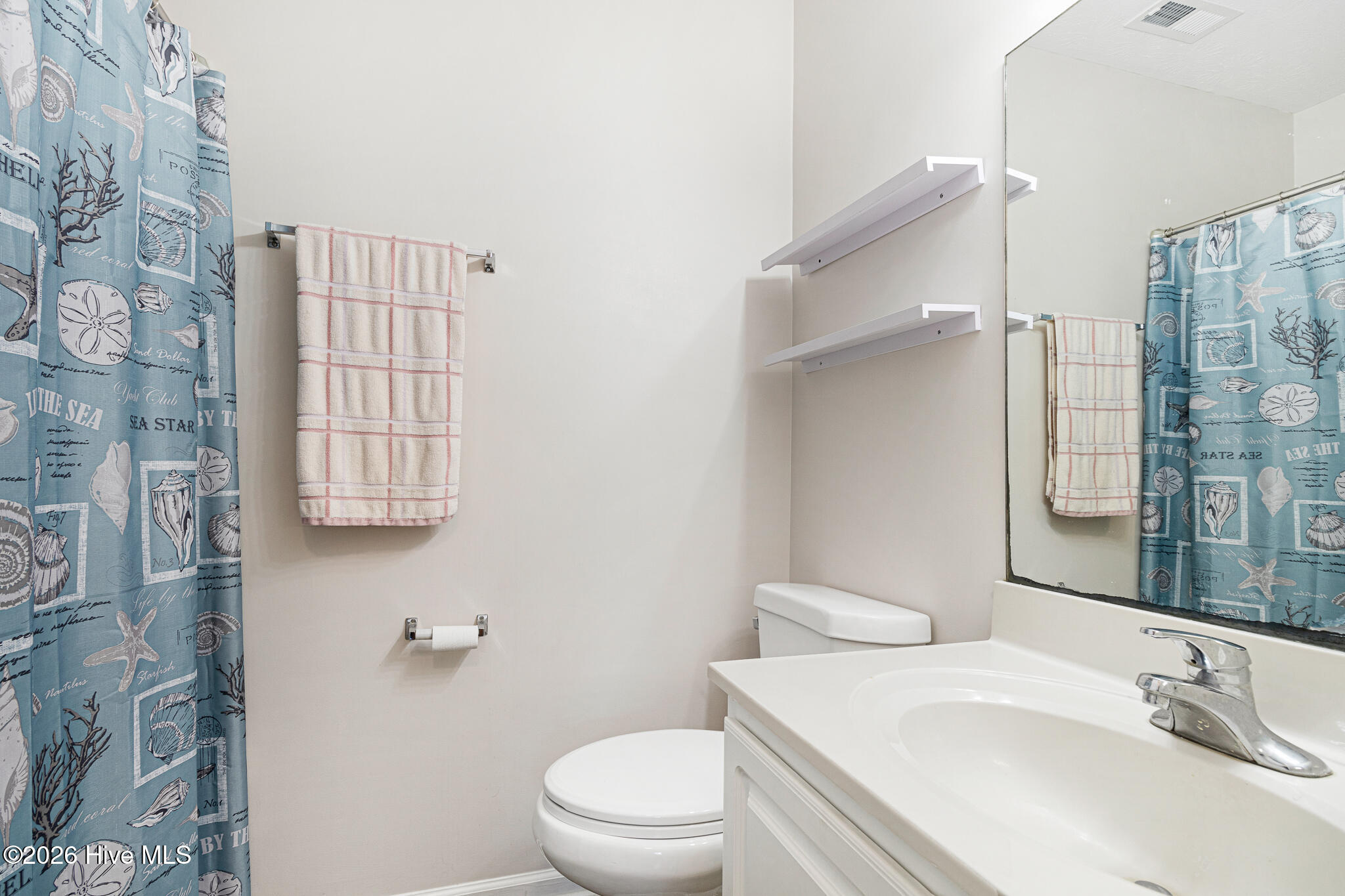 2900 Myrtle Street, Unit 11 ROSEWOOD VILLAGE Morehead City, NC 28557 - Photo 15 of 27 Primary Bath