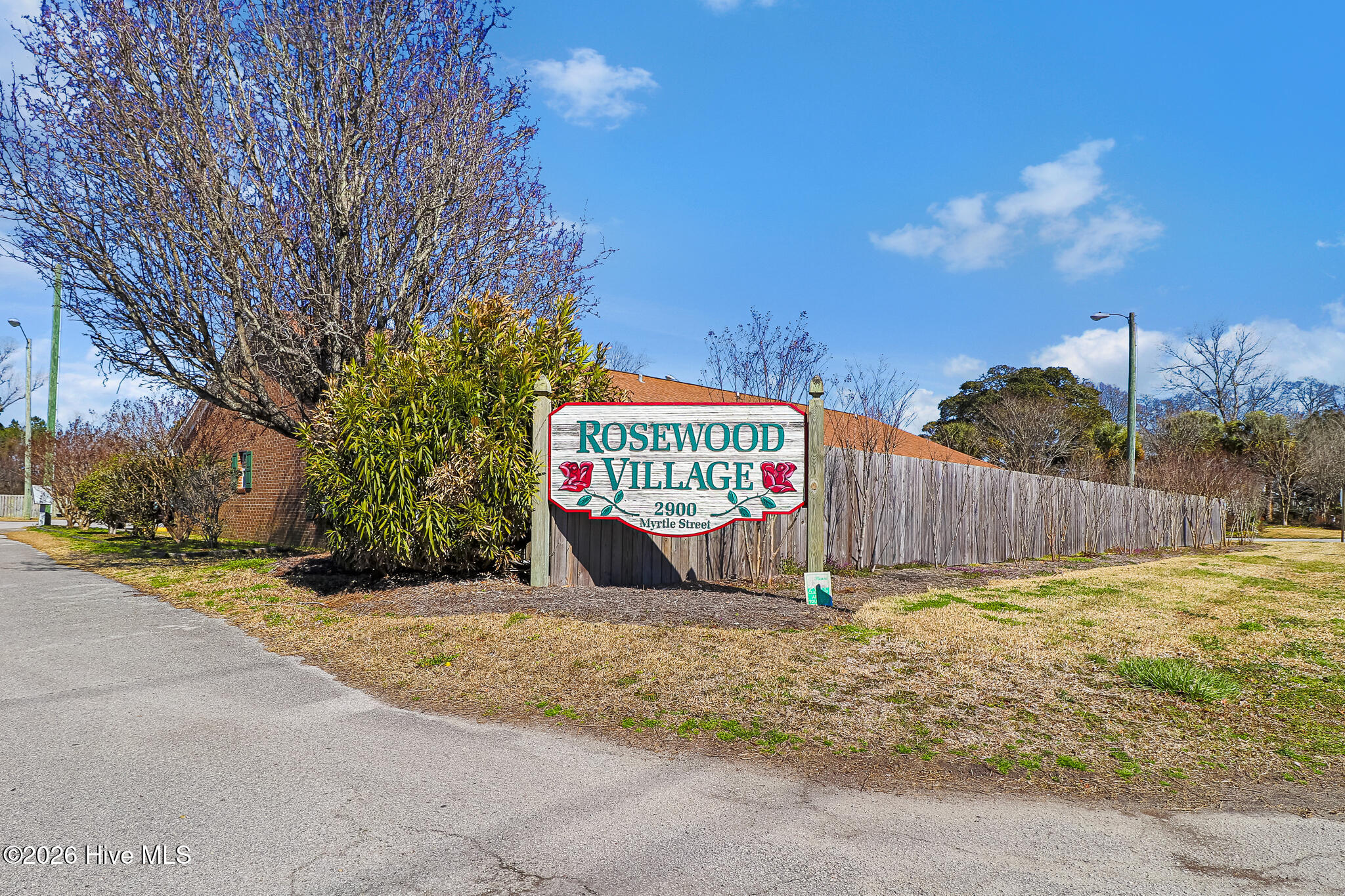 2900 Myrtle Street, Unit 11 ROSEWOOD VILLAGE Morehead City, NC 28557 - Photo 26 of 27 Community Entrance