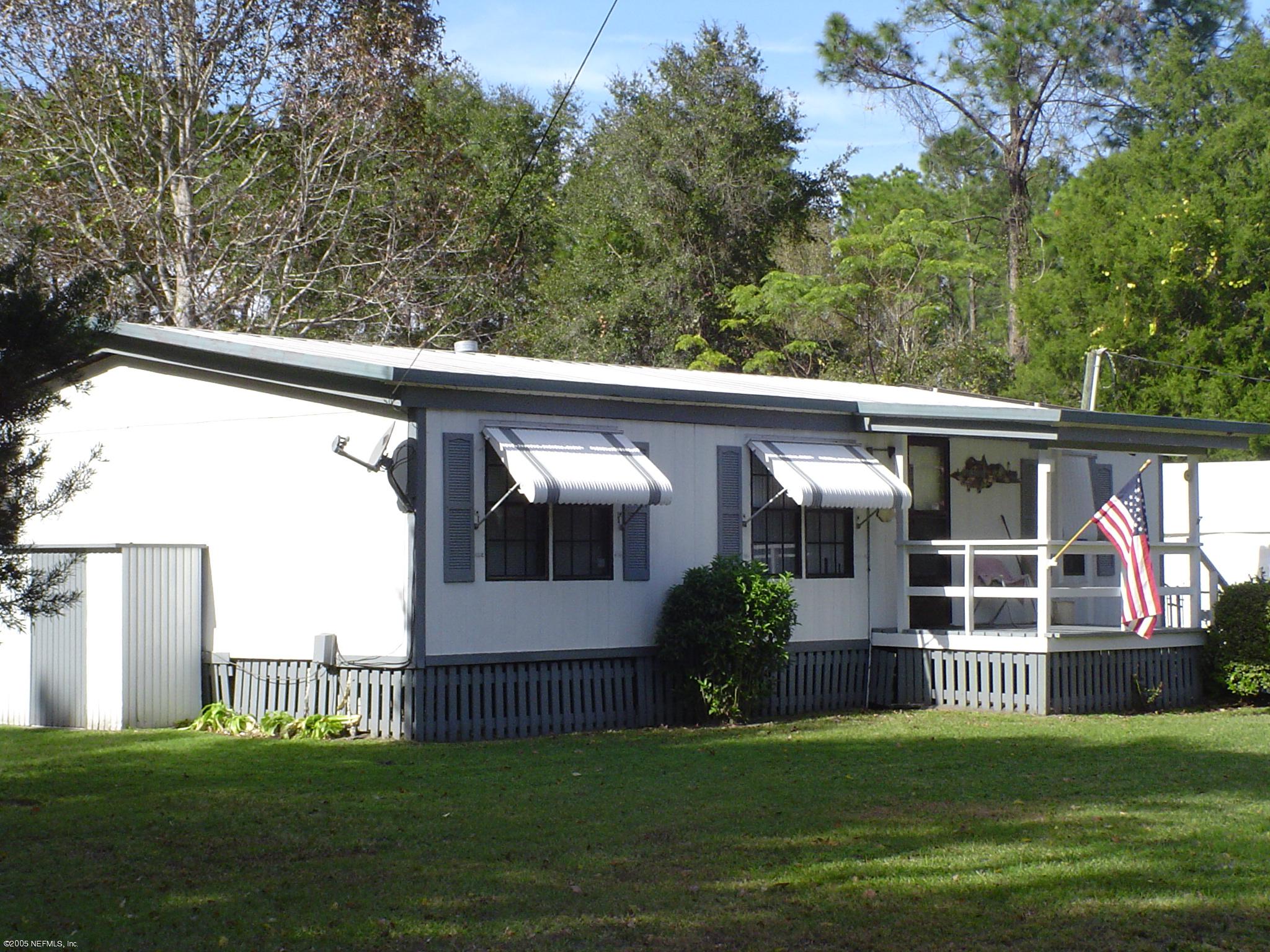 121 Riverside Satsuma, FL 32189 - Photo 1 of 5 Front View of House
