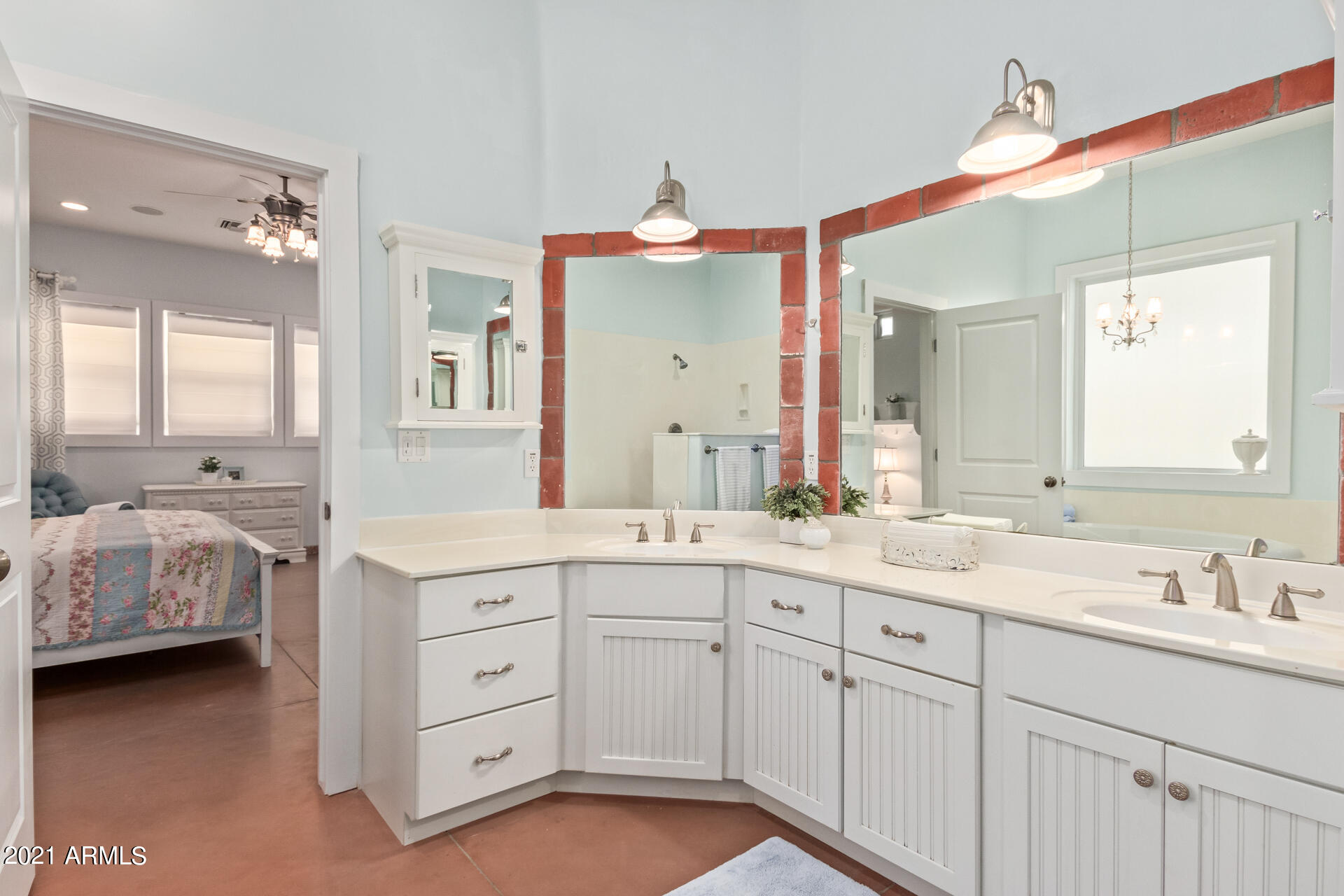 2495 East Queen Creek Road Gilbert, AZ 85298 - Photo 18 of 39 Master Bath - Dual Sinks