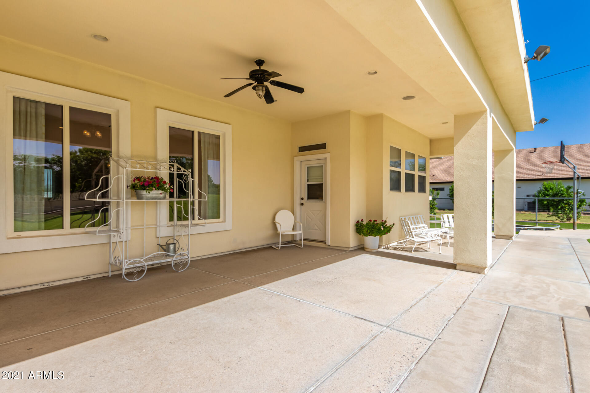 2495 East Queen Creek Road Gilbert, AZ 85298 - Photo 29 of 39 Back Porch