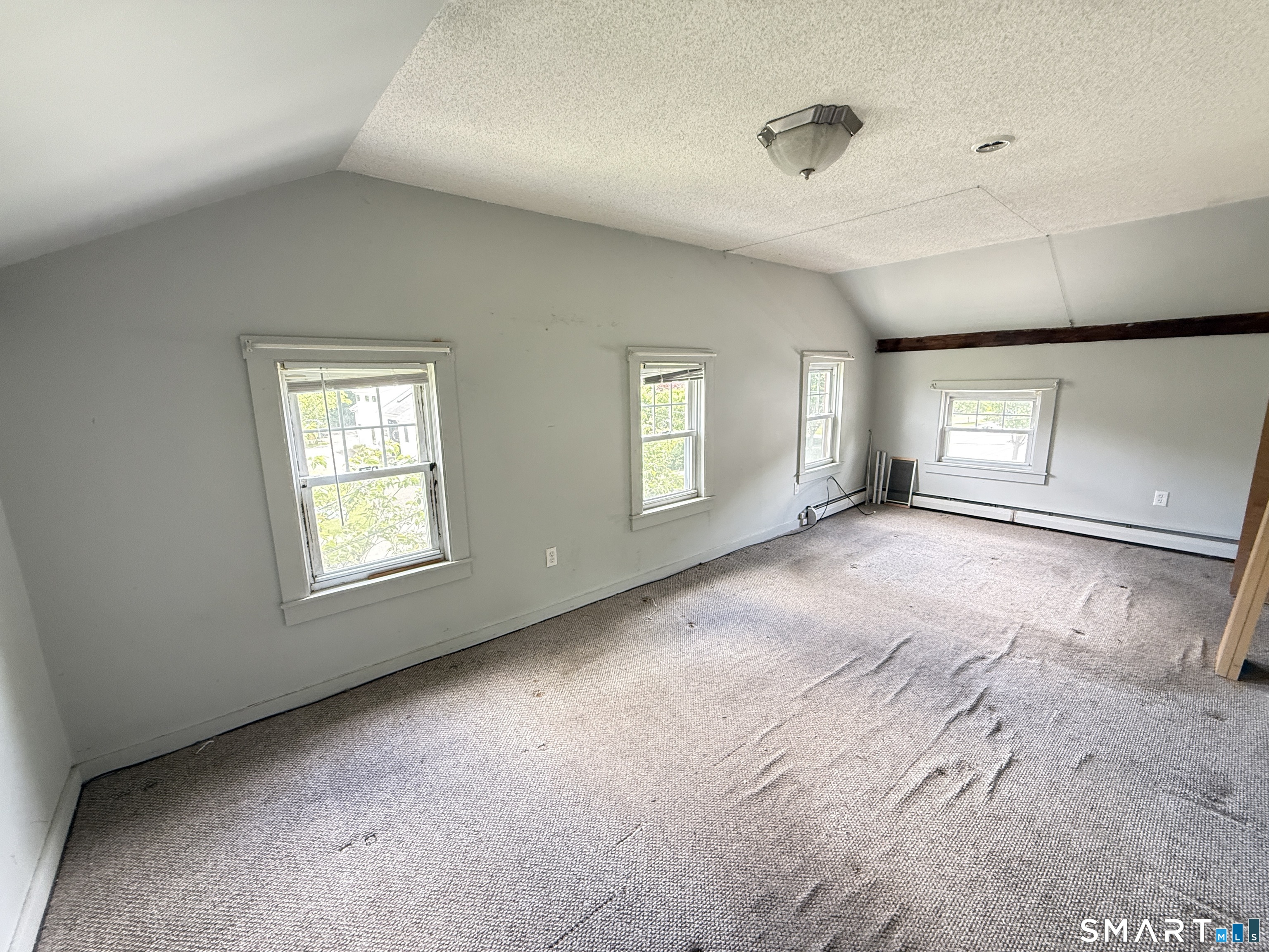 86 State Street Guilford, CT 06437 - Photo 7 of 18 Front unit upstairs bedroom.
