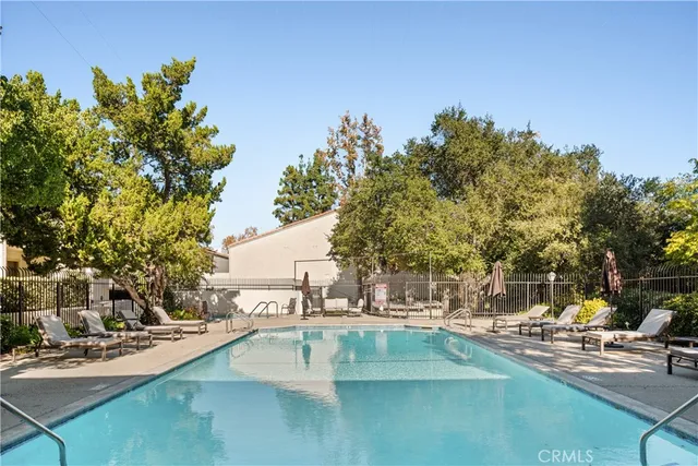 $3,300 | 4724 Park Granada, Calabasas, CA 91302