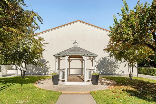 a view of parking area