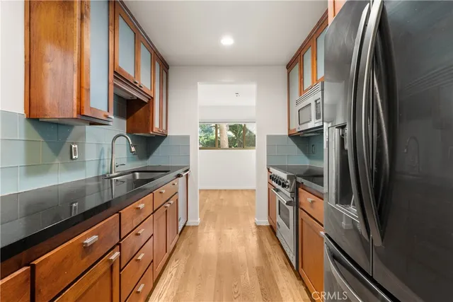 $3,300 | 4724 Park Granada, Calabasas, CA 91302