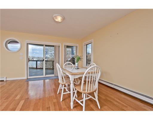14 Springcove Road Narragansett, RI 02882 - Photo 7 of 20 Dining Room.