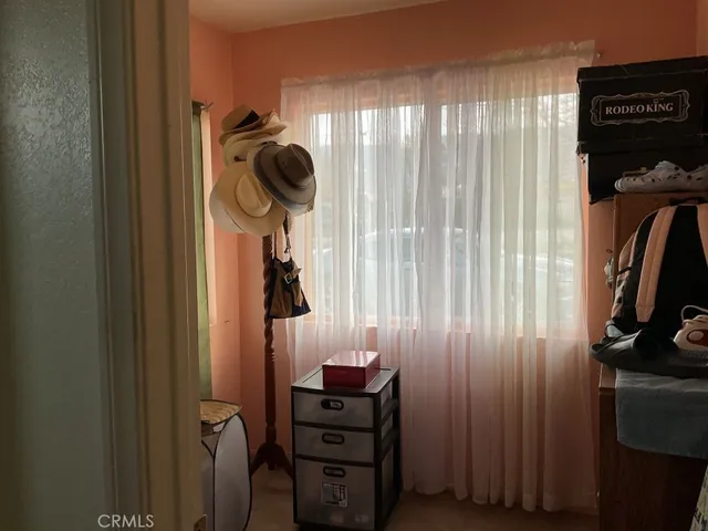 a view of walk in closet