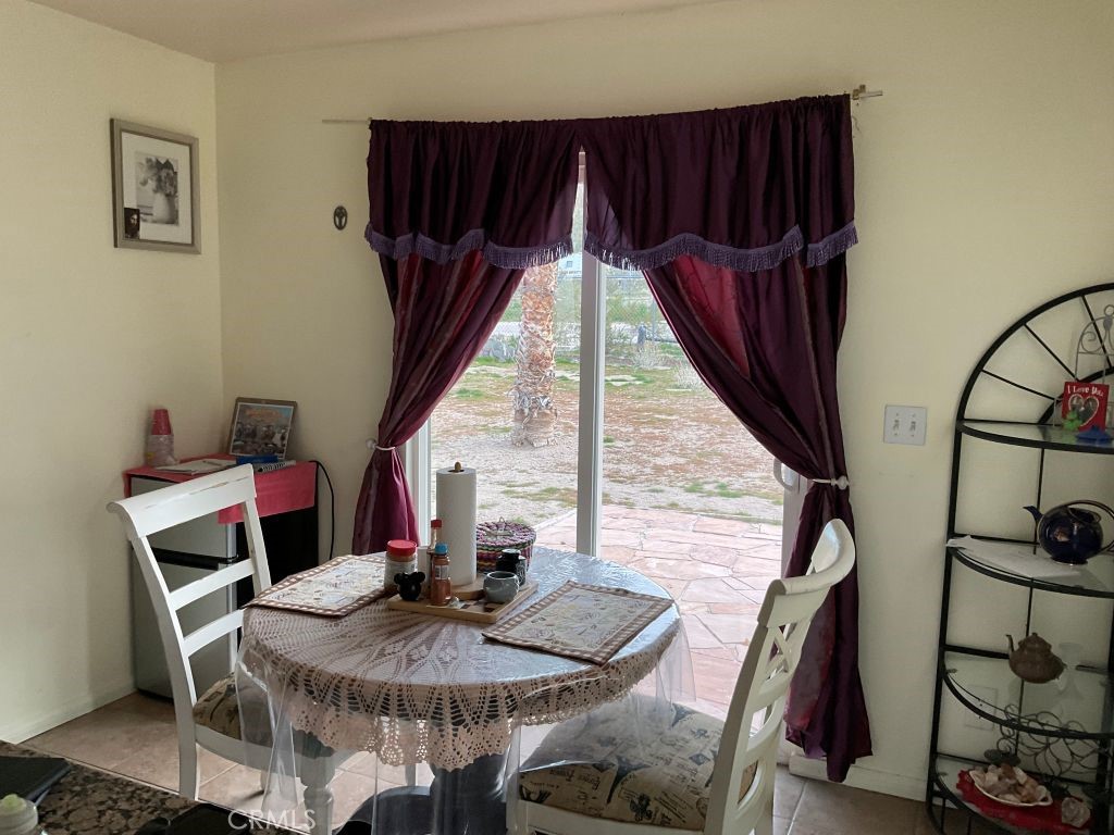 32322 Amber Road Lucerne Valley, CA 92356 - Photo 8 of 27