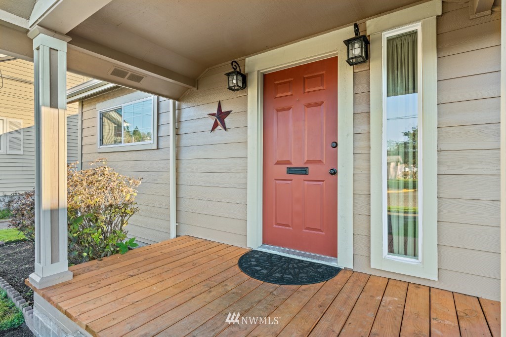159 Southwest 1st Street Chehalis, WA 98532 - Photo 2 of 18 Gallery Image 2