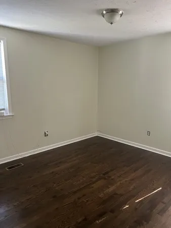 $2,000 | 5925 Carl Place, Nashville, TN 37209