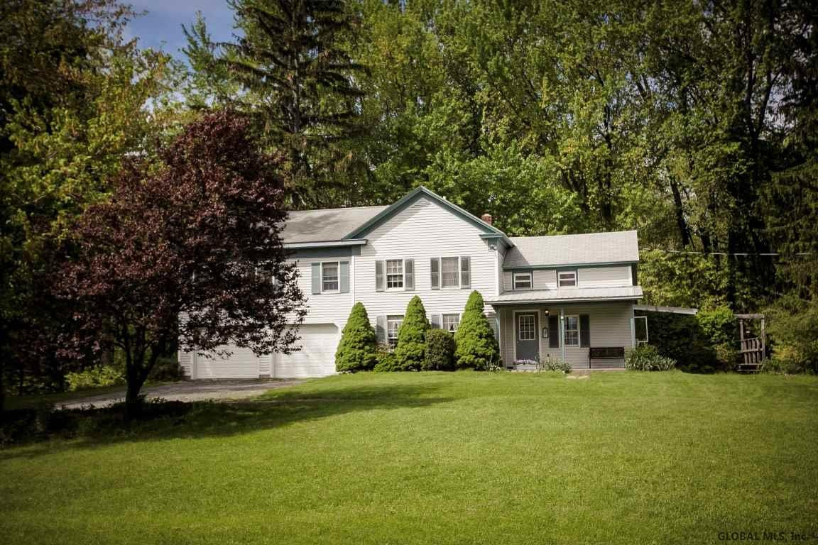 522 Wemple Road Bethlehem, NY 12077 - Photo 2 of 37 Photo 2