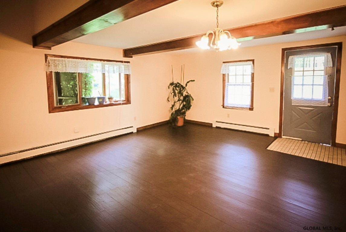 522 Wemple Road Bethlehem, NY 12077 - Photo 7 of 37 Photo 7