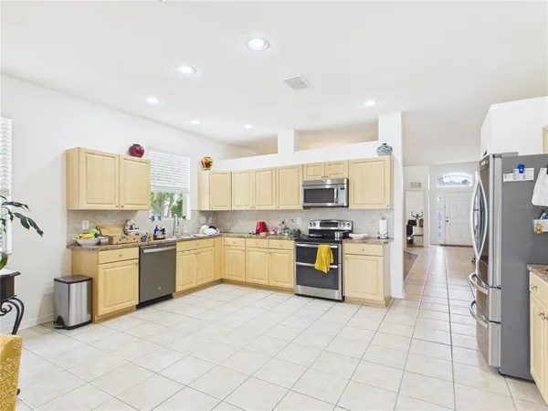 $2,550 | 17353 Lawn Orchid Loop, Land O Lakes, FL 34638