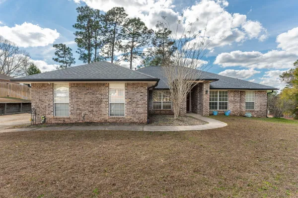 $2,500 | 6100 Saddle Horse Lane, Crestview, FL 32536