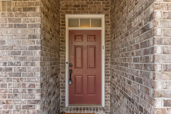 $2,500 | 6100 Saddle Horse Lane, Crestview, FL 32536