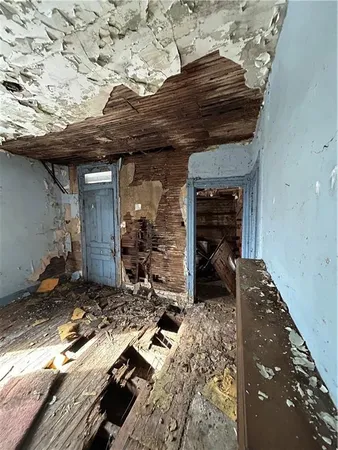 $99,000 | 458 Wyola Street, Pittsburgh, PA 15211