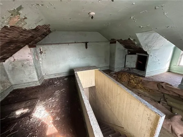 $99,000 | 458 Wyola Street, Pittsburgh, PA 15211