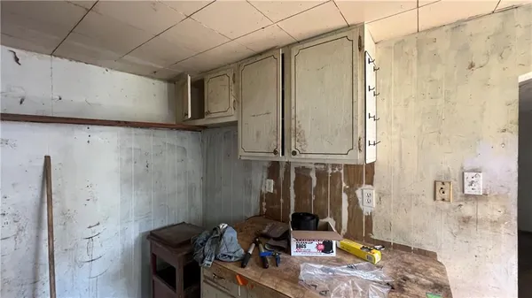 $99,000 | 458 Wyola Street, Pittsburgh, PA 15211