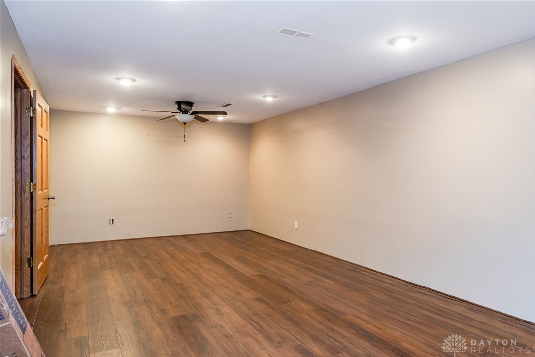 929 North Tecumseh Road Springfield, OH 45504 - Photo 25 of 57 Gallery Image 25