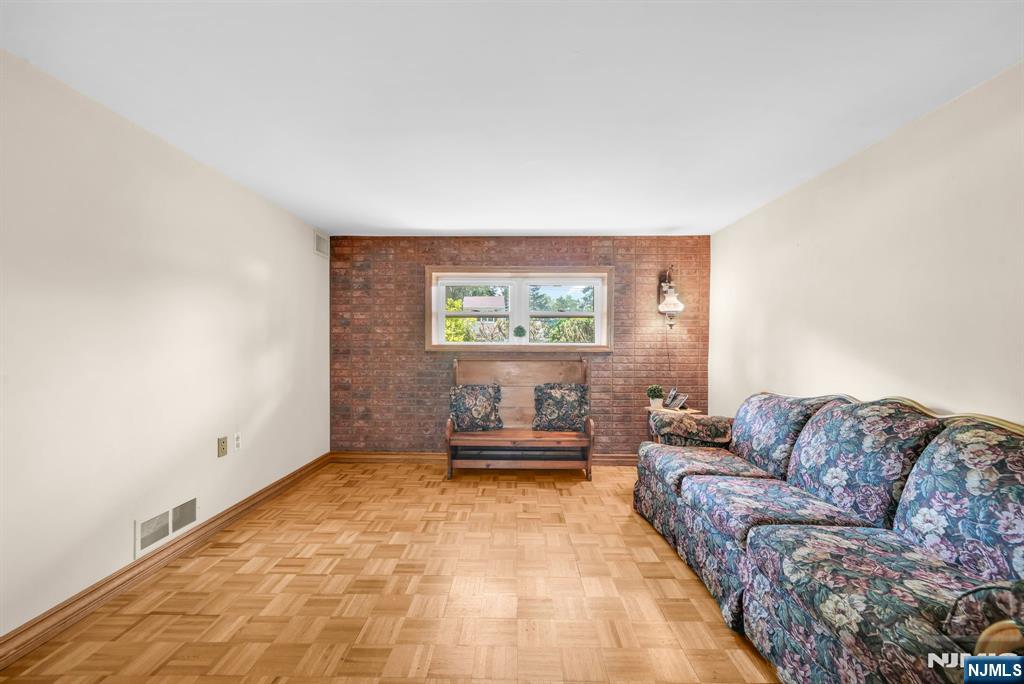 19 Lawrence Road Wayne, NJ 07470 - Photo 19 of 33