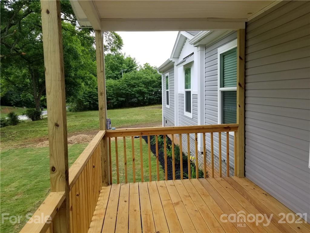 406 North Rutherford Street, Unit 17 Blacksburg, SC 29702 - Photo 2 of 17 Gallery Image 2