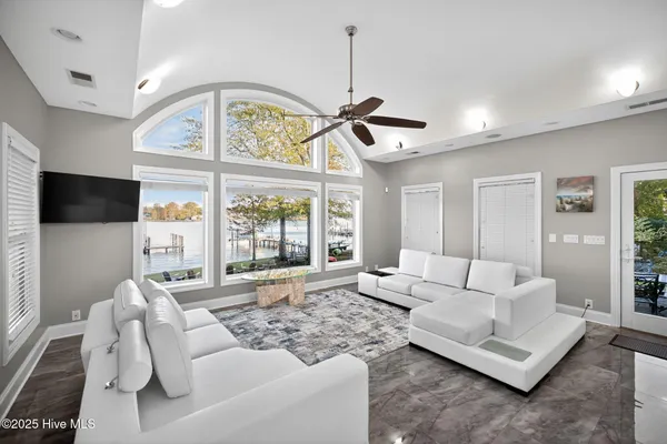 $899,000 | 167 Brookshire Drive, Bath, NC 27808