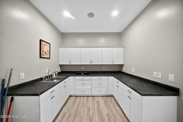 $899,000 | 167 Brookshire Drive, Bath, NC 27808