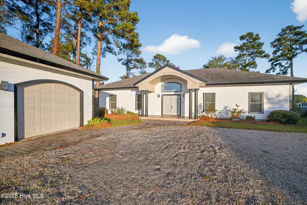 $899,000 | 167 Brookshire Drive, Bath, NC 27808