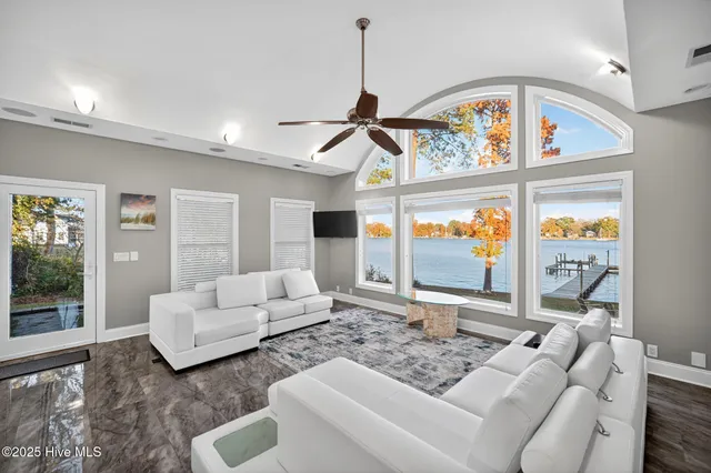 $899,000 | 167 Brookshire Drive, Bath, NC 27808