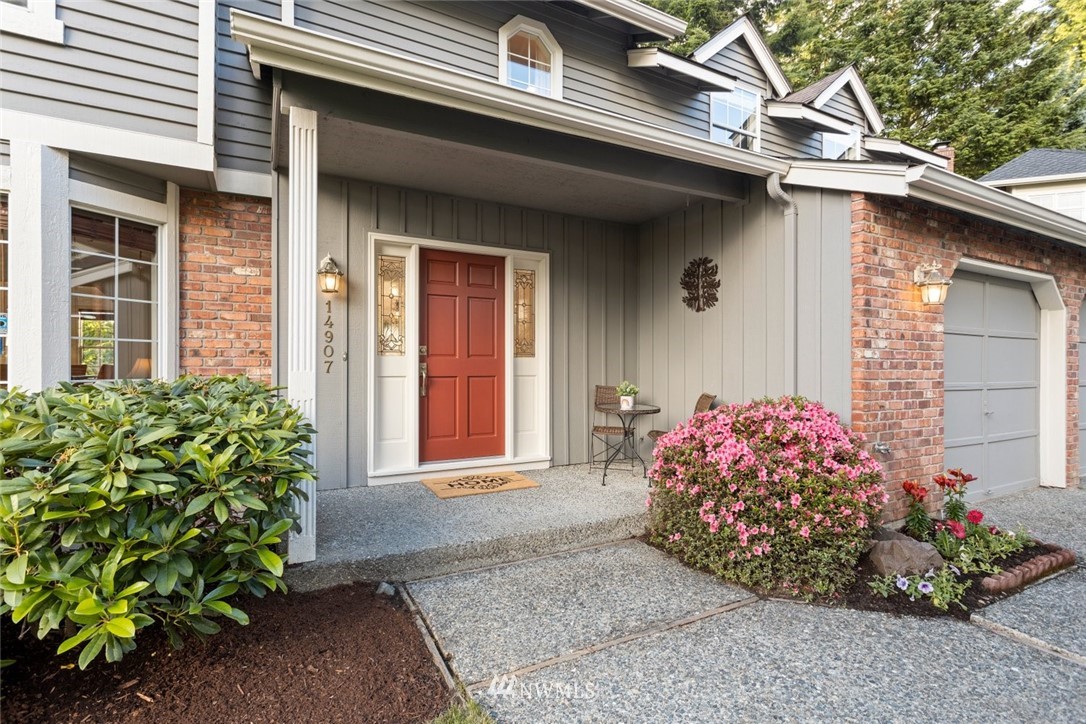 14907 Southeast 64th Street Bellevue, WA 98006 - Photo 3 of 26