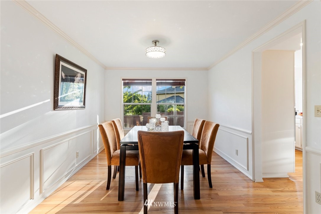 14907 Southeast 64th Street Bellevue, WA 98006 - Photo 6 of 26