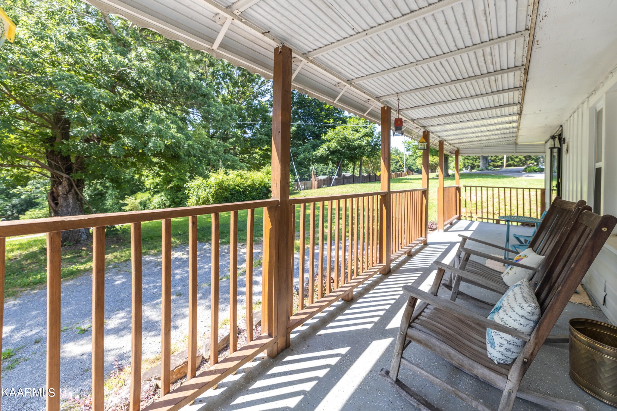 6719 Cate Road Knoxville, TN 37931 - Photo 23 of 30 a view of balcony with furniture
