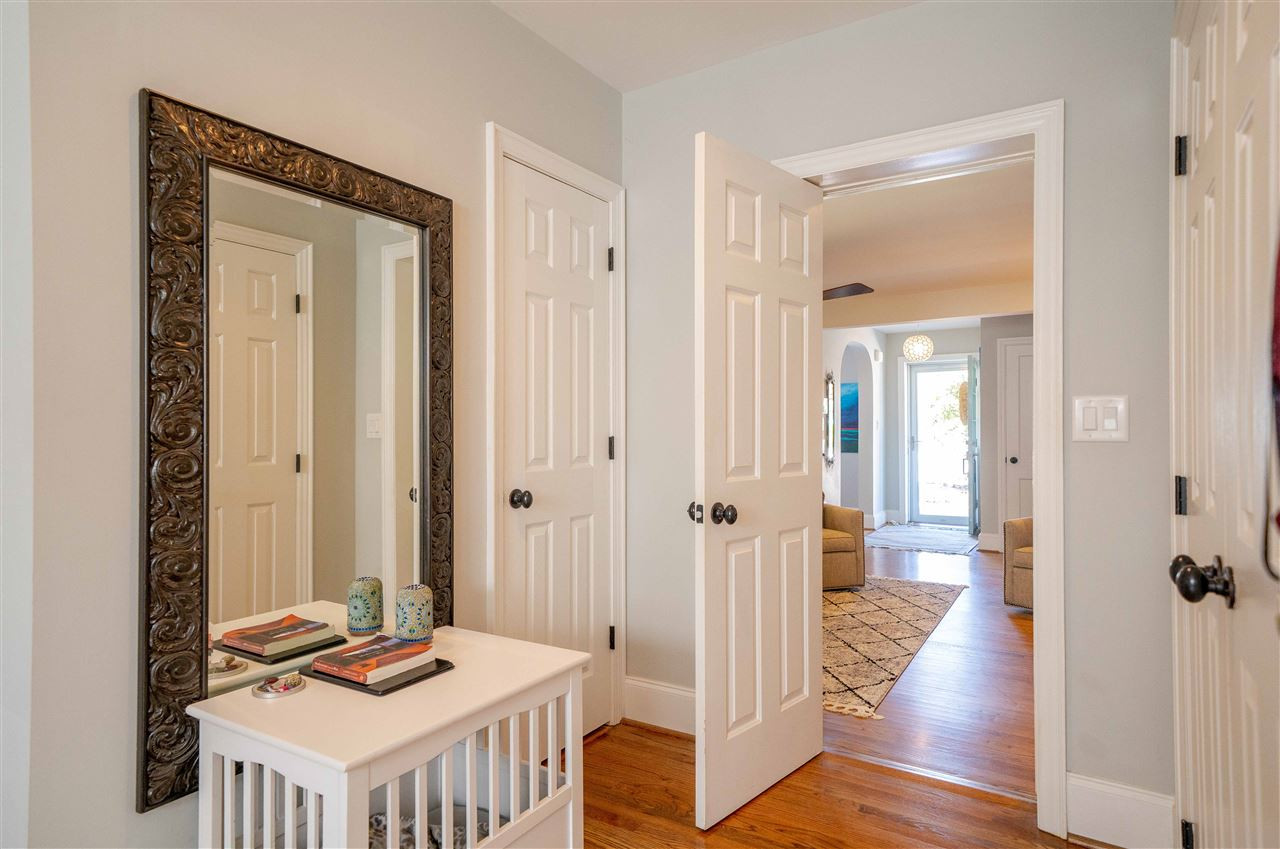 700 East Whitaker Mill Road Raleigh, NC 27608 - Photo 8 of 27 Photo 8