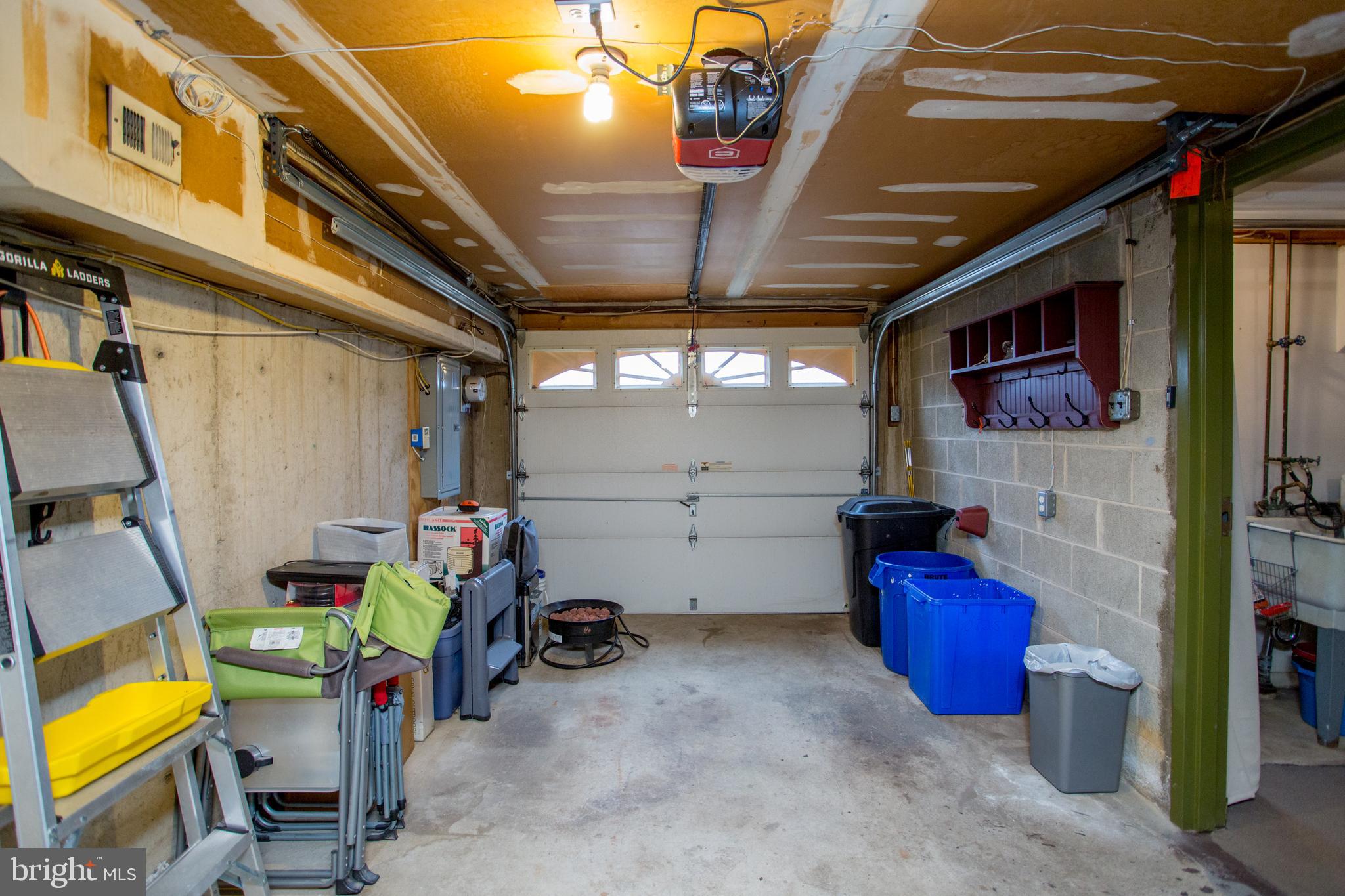 10825 Academy Road Philadelphia, PA 19154 - Photo 50 of 56 Inside of garage
