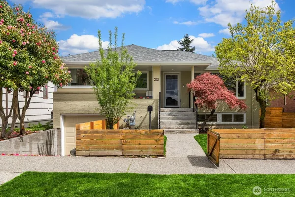 $1,200,000 | 3110 12th Avenue South, Seattle, WA 98144