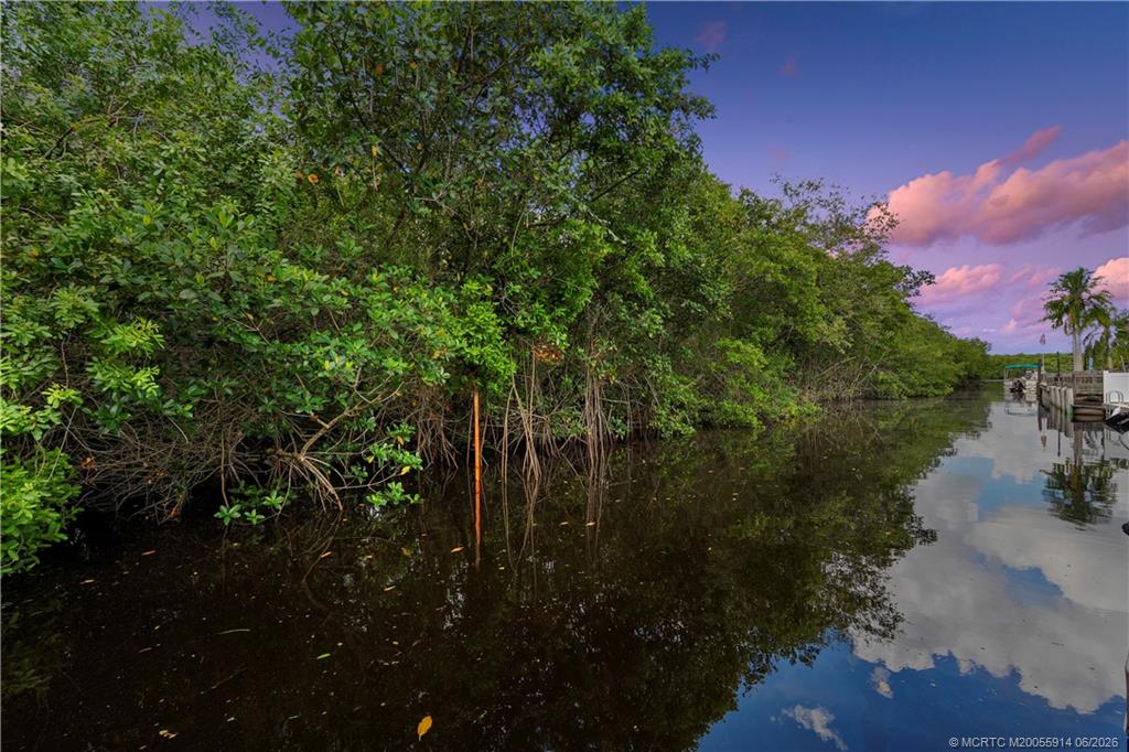30 Southwest Hideaway Place Stuart, FL 34994 - Photo 3 of 35