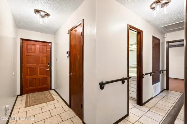$239,900 | 109 Stennis Avenue, Ocean Springs, MS 39564