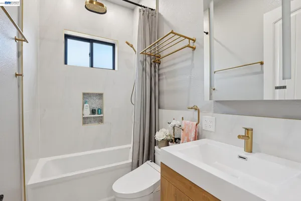 $2,199,000 | 2633 Regent Road, Livermore, CA 94550