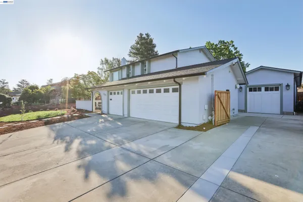 $2,199,000 | 2633 Regent Road, Livermore, CA 94550