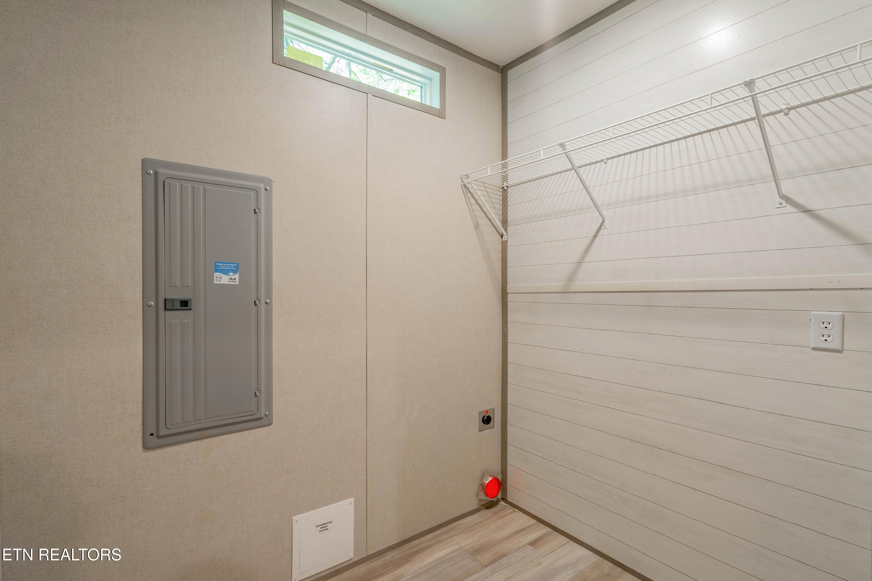 136 Sugar Road Oliver Springs, TN 37840 - Photo 13 of 26 A7305391-HDR