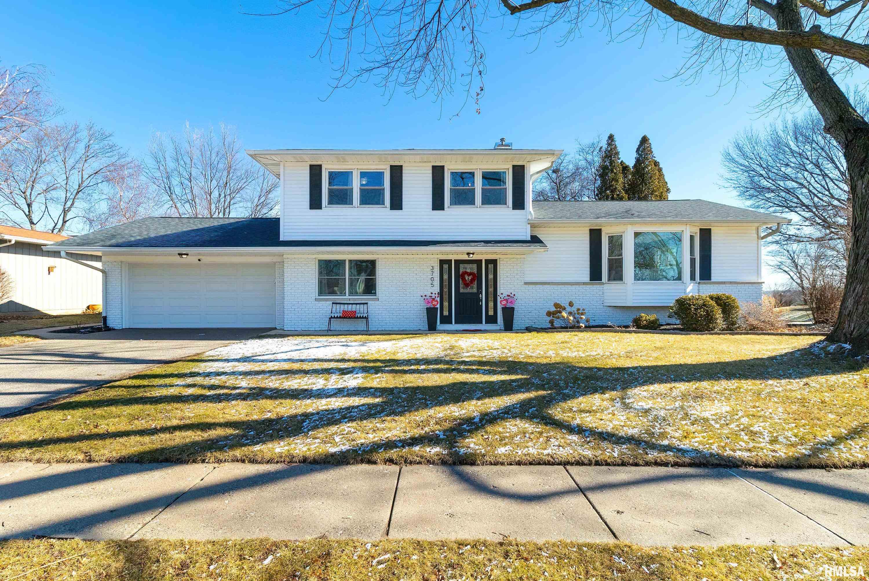 3705 Forest Road Davenport, IA 52807 - Photo 1 of 30 Gallery Image 1