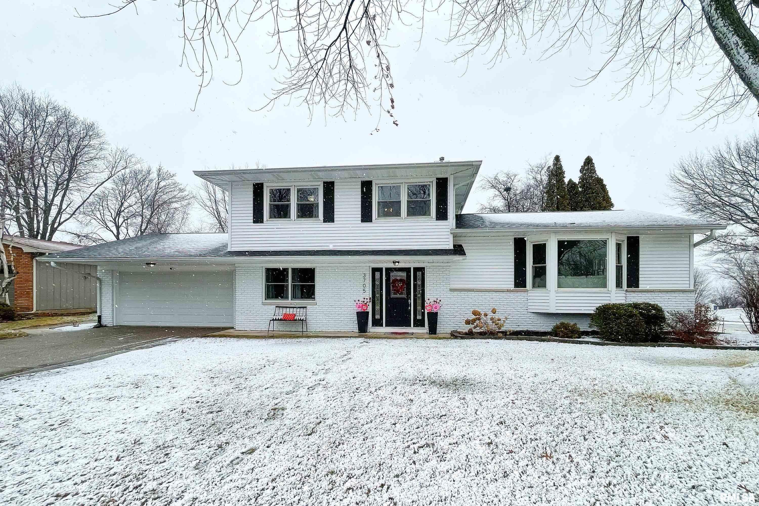 3705 Forest Road Davenport, IA 52807 - Photo 2 of 30 Gallery Image 2