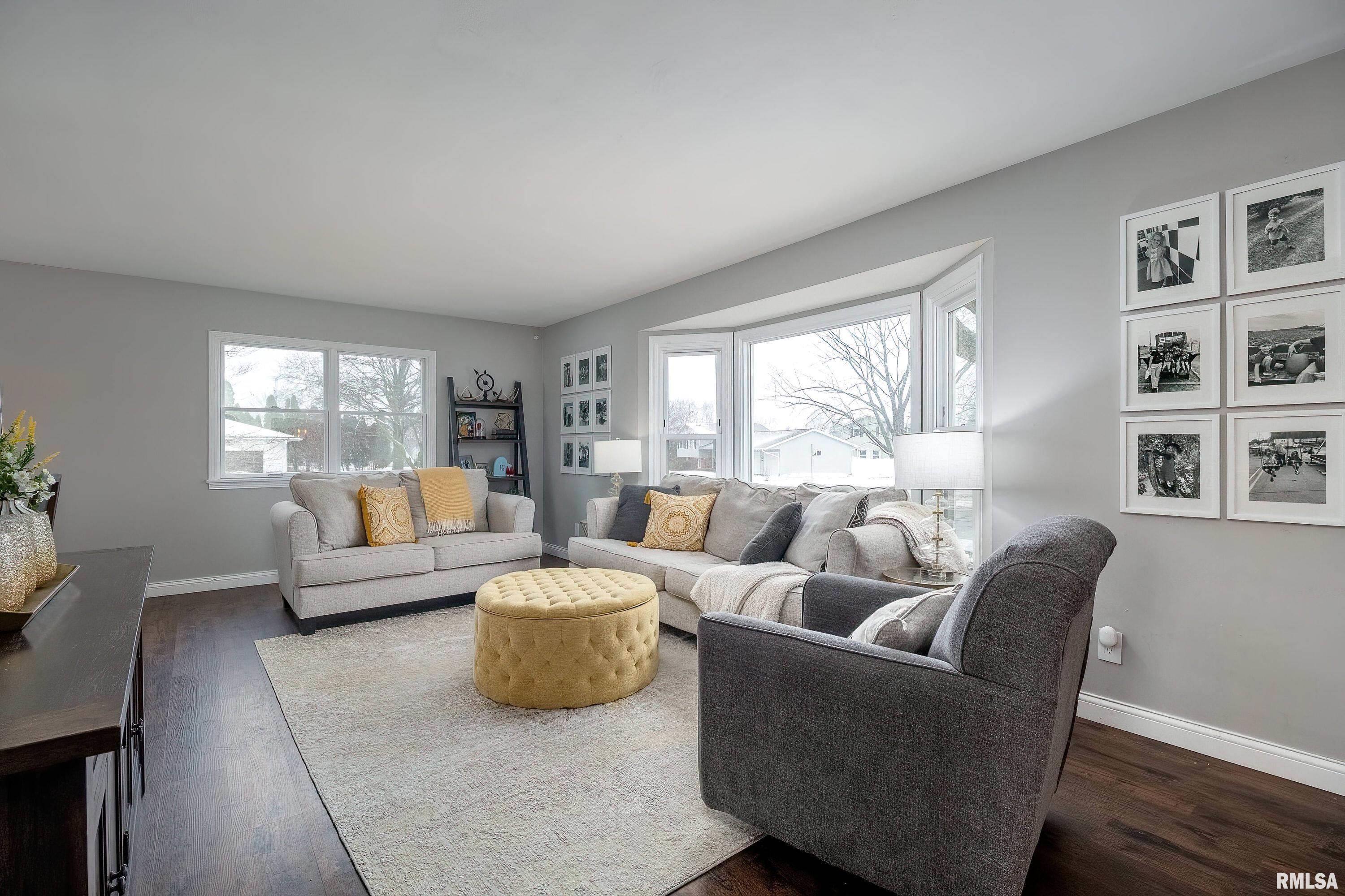 3705 Forest Road Davenport, IA 52807 - Photo 6 of 30 Gallery Image 6