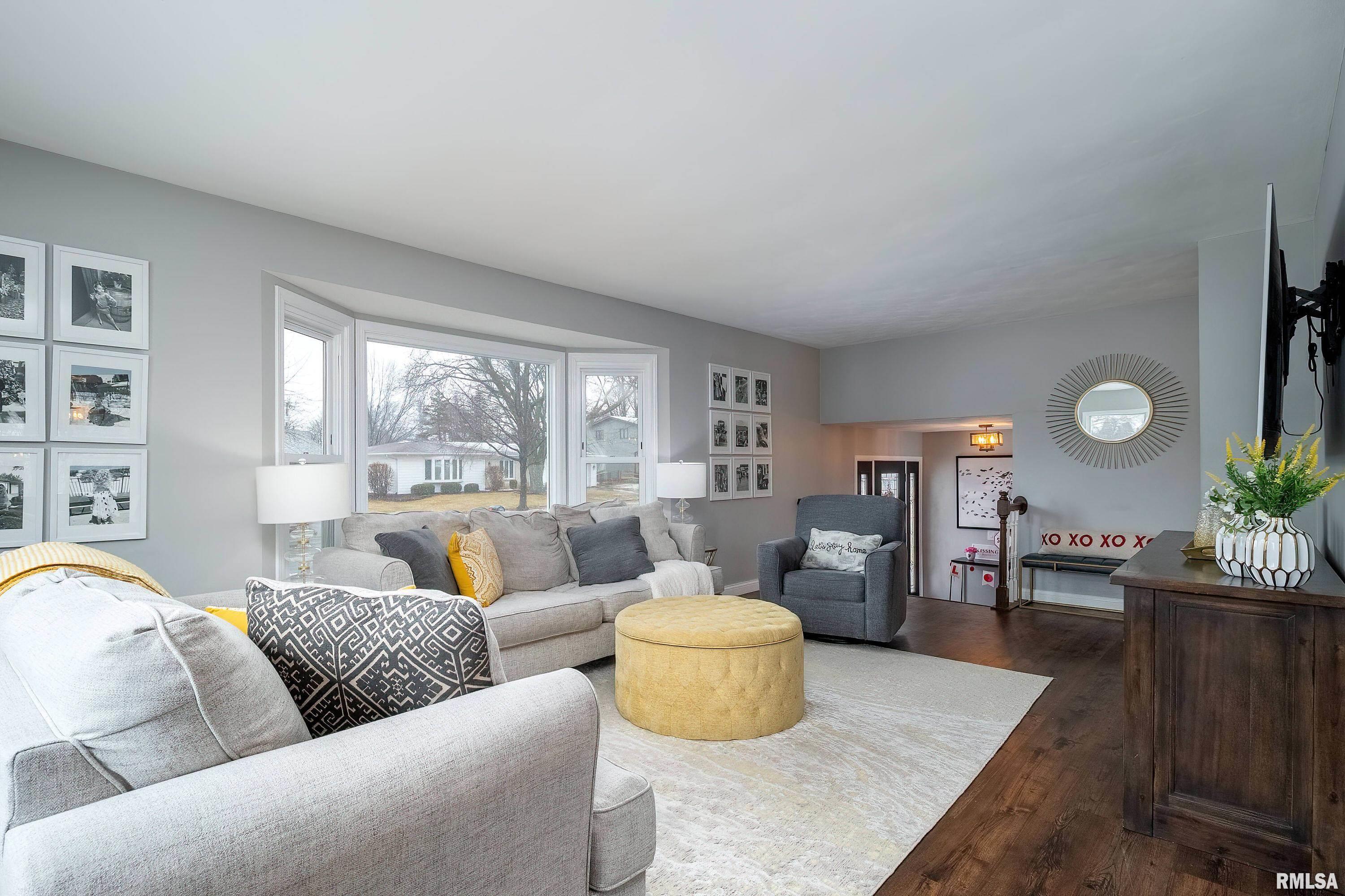 3705 Forest Road Davenport, IA 52807 - Photo 8 of 30 Gallery Image 8