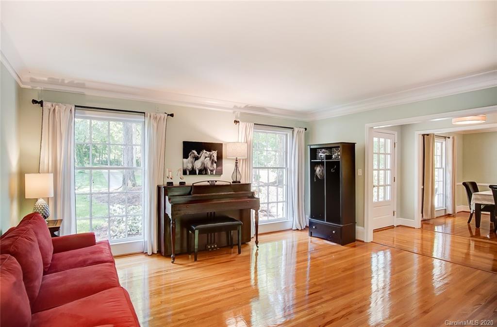 4257 Tottenham Road Charlotte, NC 28226 - Photo 14 of 42 Gallery Image 14