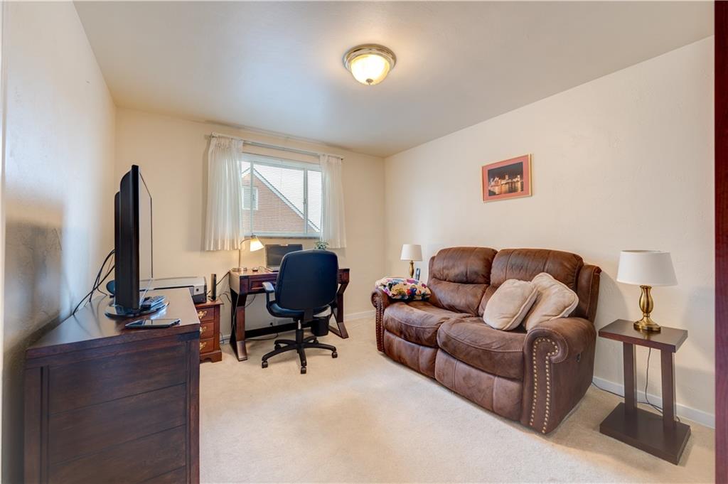 117 Sleepy Hollow Road Pittsburgh, PA 15216 - Photo 13 of 25 Gallery Image 13