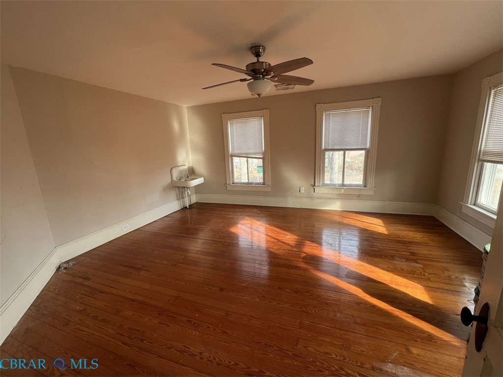 857 Gloucester Road Saluda, VA 23149 - Photo 7 of 26