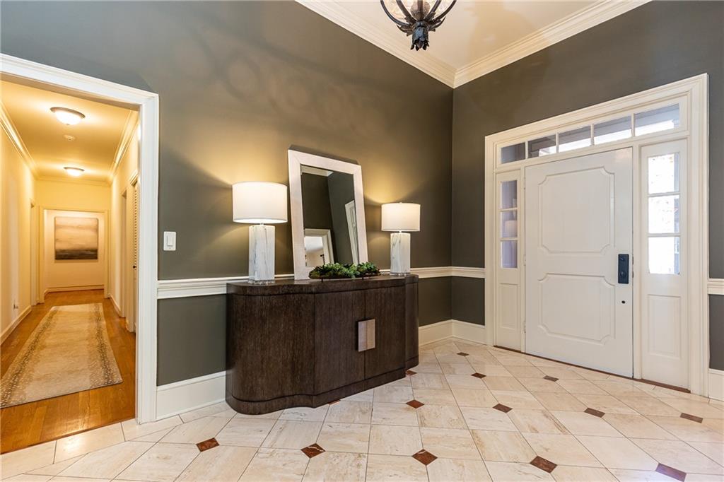 4276 Sentinel Post Road Northwest Atlanta, GA 30327 - Photo 10 of 34