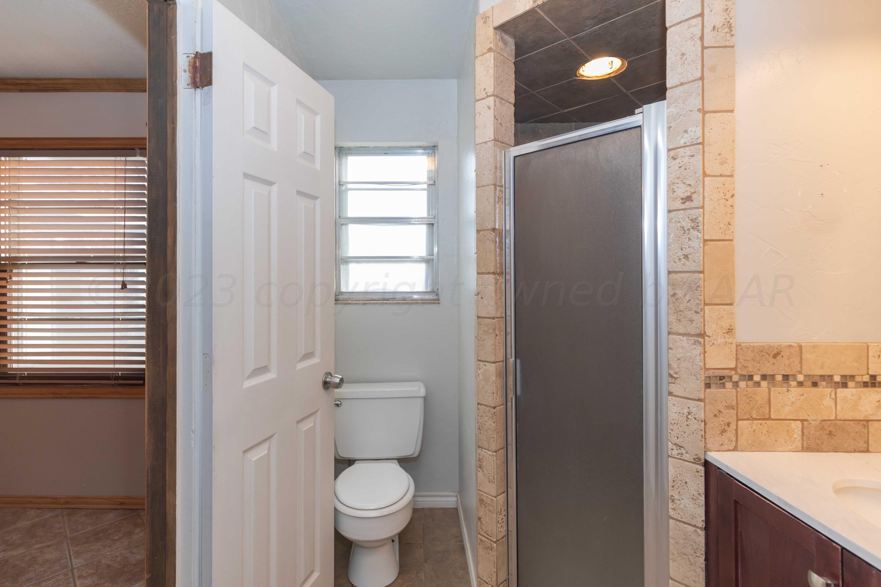 4315 South Bonham Street Amarillo, TX 79110 - Photo 23 of 39 MASTER BATH VIEW 3